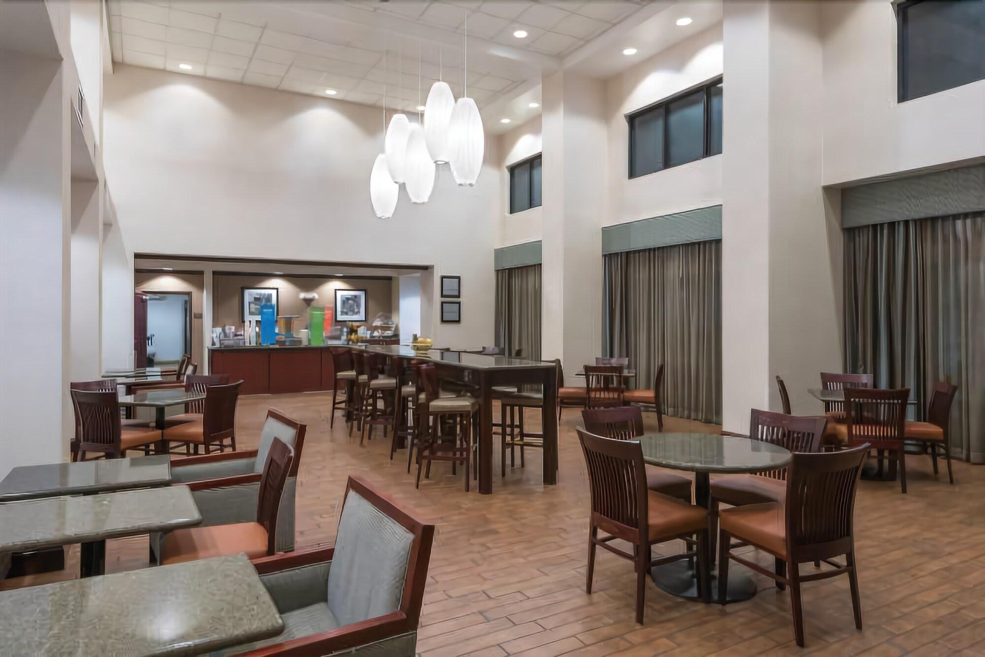 Hampton Inn & Suites By Hilton Syracuse Dewitt East Syracuse Eksteriør billede